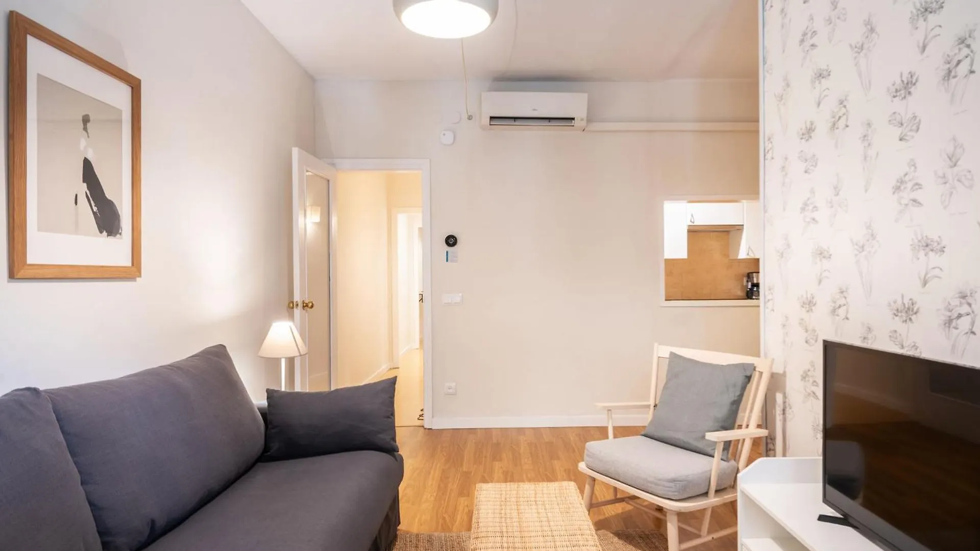 Апартаменты Comfortable 3 Bed Apt Next To The Sagrada Familia Барселона